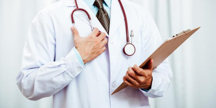 Chứng chỉ hành nghề bác sĩ tại Việt Nam: Quy định mới nhất