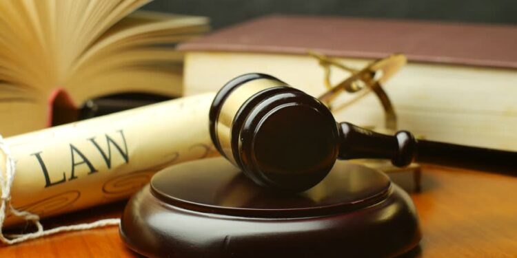 Dịch vụ luật sư hỗ trợ xóa án tích, giải quyết tranh chấp, hỗ trợ khiếu nại