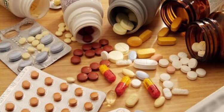 Tư vấn pháp lý về tội sản xuất, buôn bán thuốc giả